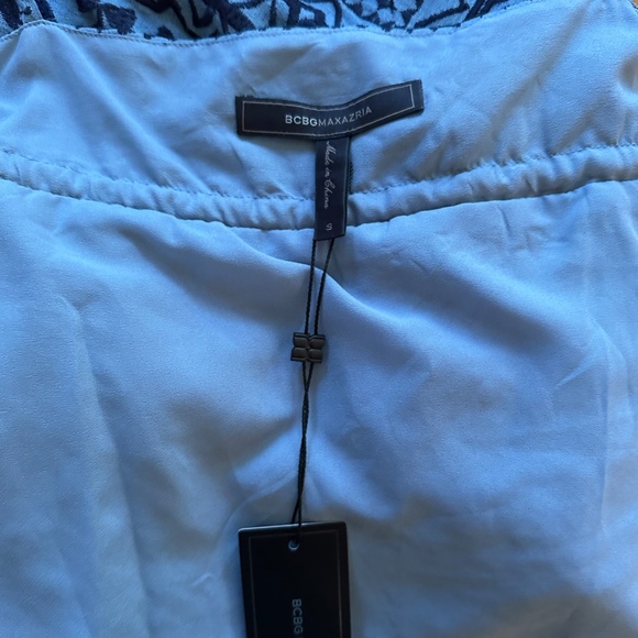 NWT BCBGMAXAZRIA Emeli Embroidered Tank Top Oversized S Chambray navy Cami NEW! - Picture 6 of 7